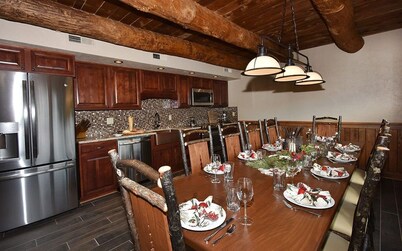 Spacious 5BR Chalet w/ Kitchen | Ski Lifts + Pools