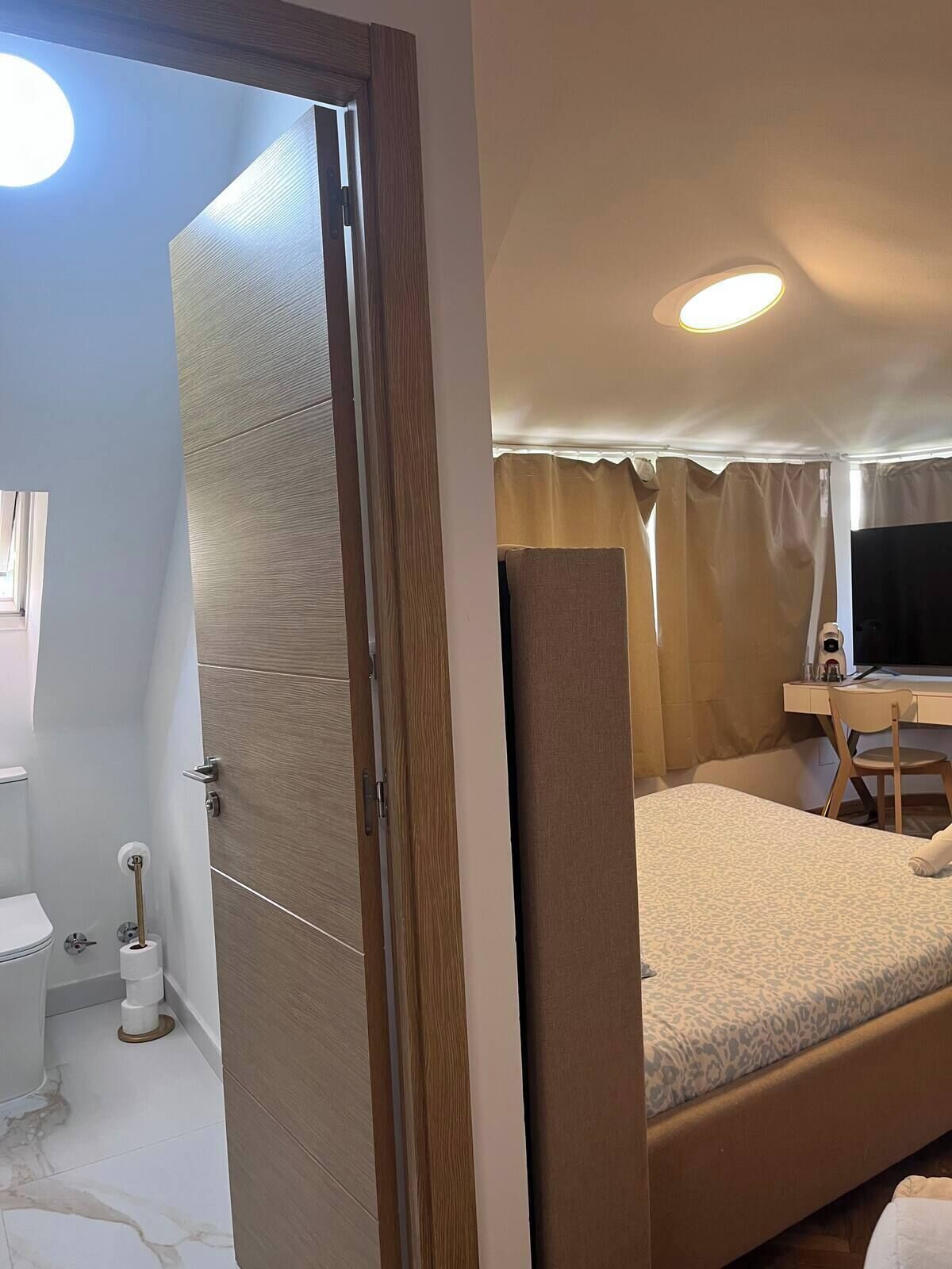 Comfort Triple Room, Patio, City View | Free WiFi