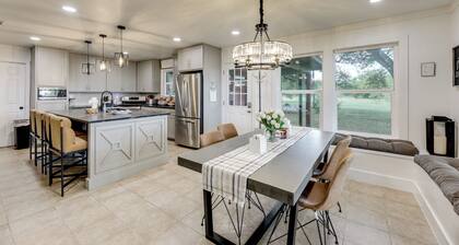 Family Home w/ Covered Patio & Grill in La Grange