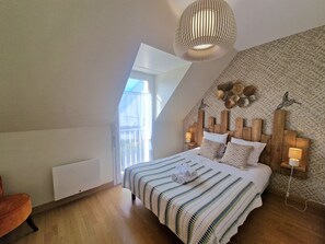 3 chambres, fer et planche à repasser, lit parapluie, Wi-Fi gratuit