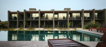 Vistalba Hotel  Aparts & Suites