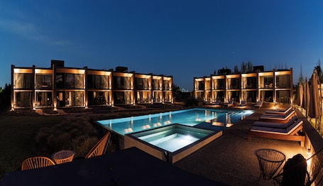 Seasonal outdoor pool