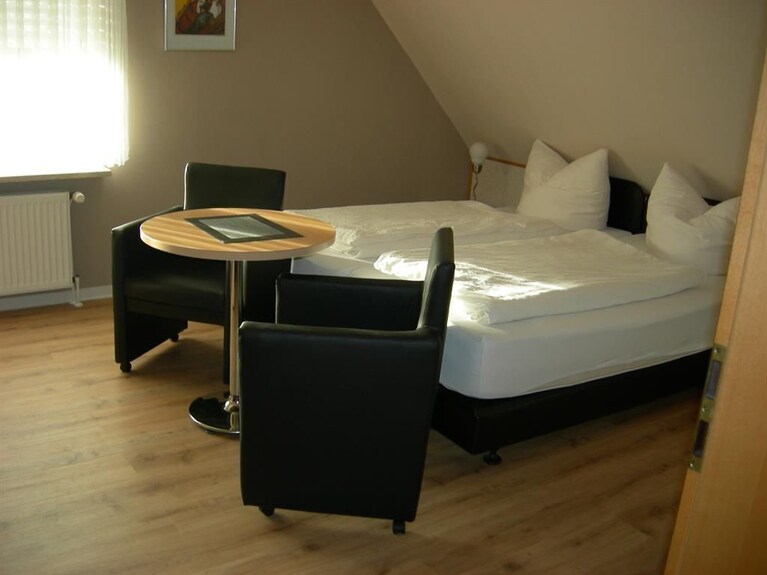 Doppelzimmer - Bastan - Haus Katharina - Emden