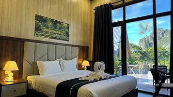 In-room safe, free WiFi