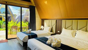 Chambre Triple Deluxe, vue jardin (River or Garden View) | Coffres-forts dans les chambres, Wi-Fi gratuit