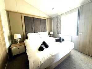 3 chambres, fer et planche à repasser, Wi-Fi gratuit, draps fournis