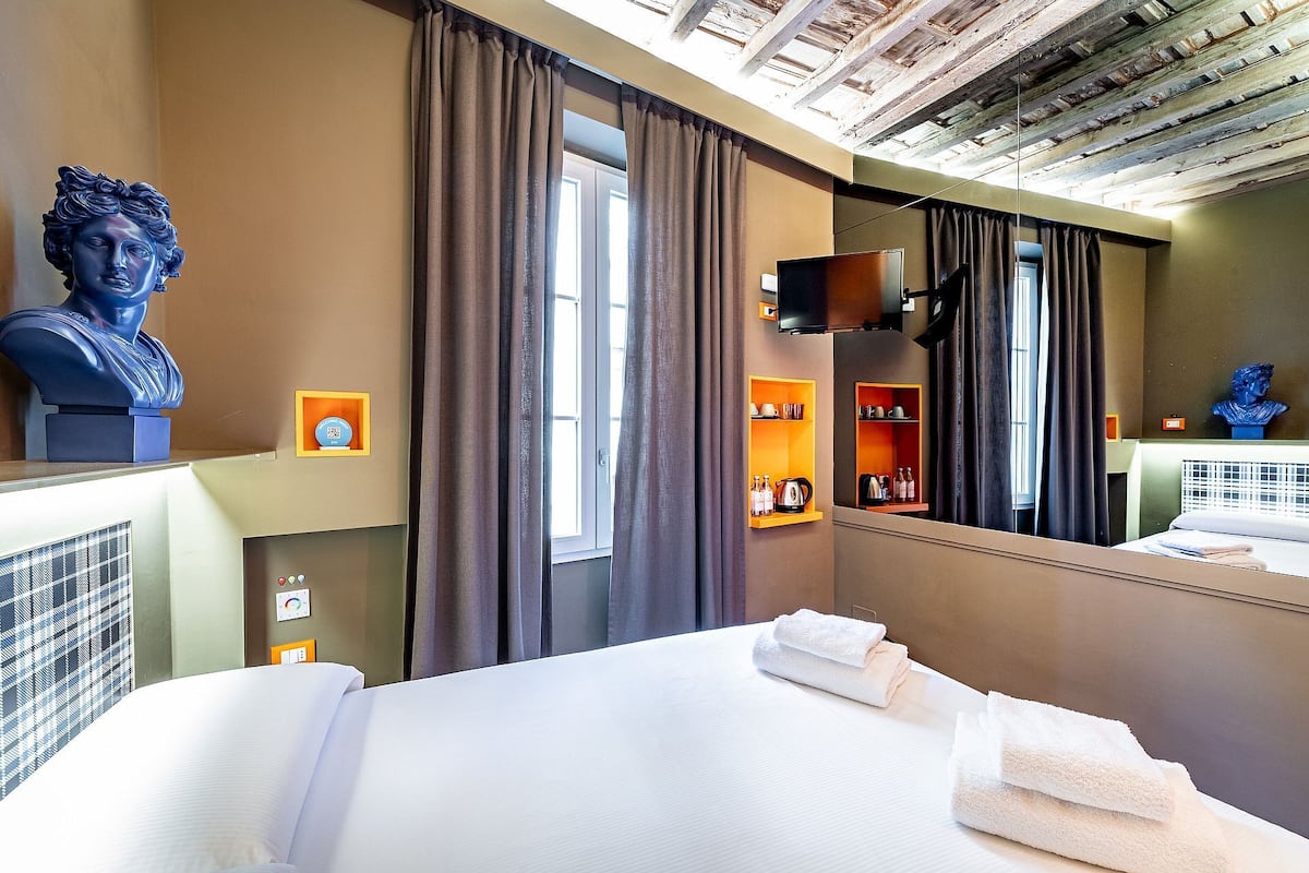 Basic Room (Terzo piano) | Blackout drapes, iron/ironing board, free WiFi