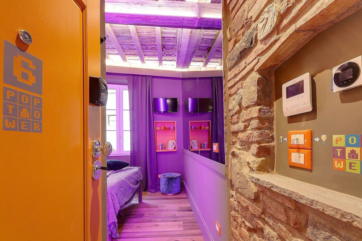 Basic Room (Terzo piano) | Blackout drapes, iron/ironing board, free WiFi