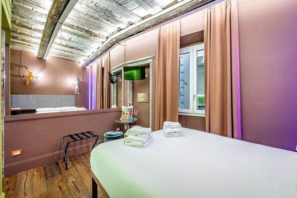 Classic Studio (Primo piano) | Blackout drapes, iron/ironing board, free WiFi - Pop Tower Florence (Florence)