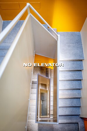 Interior - Pop Tower Florence (Florence)