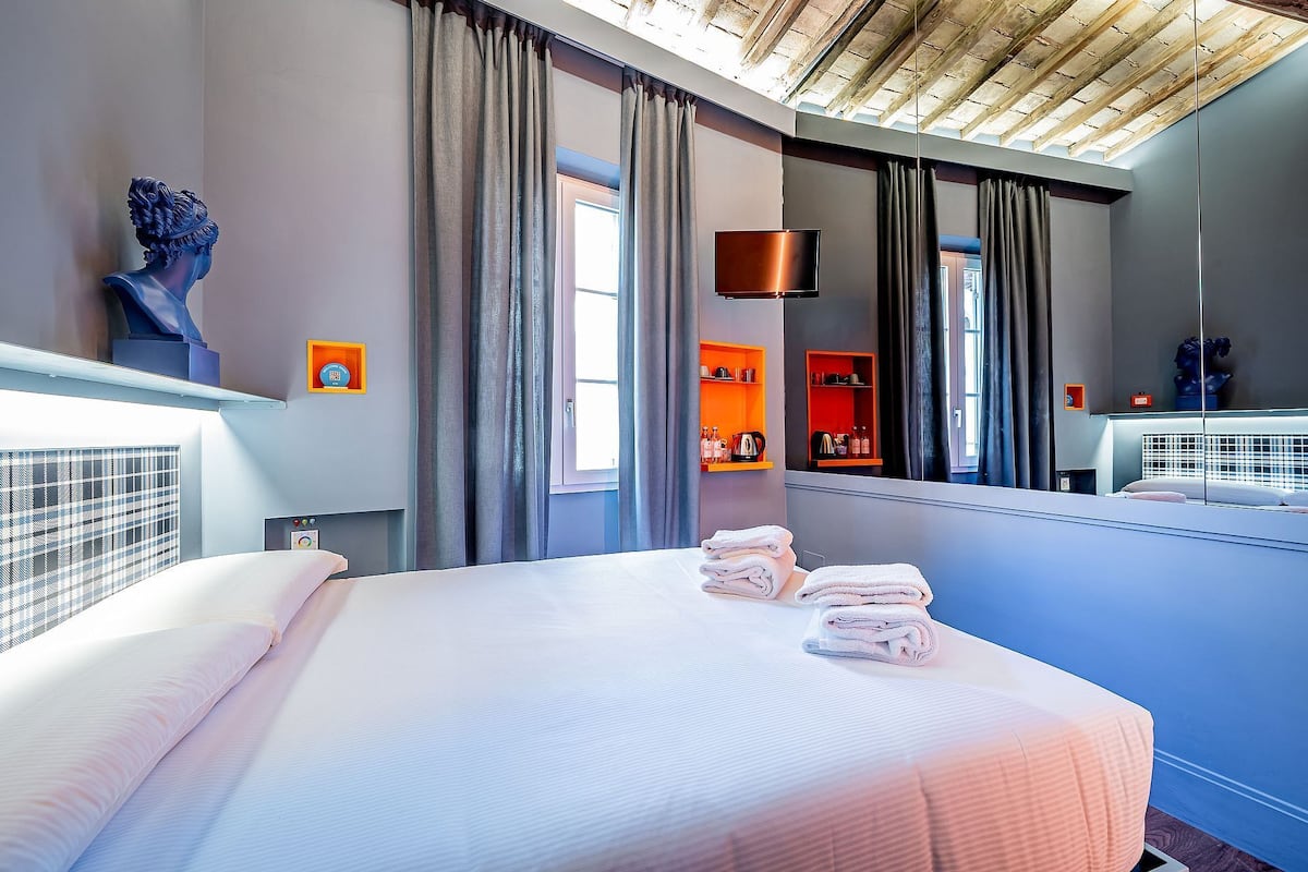 Basic Room (Quarto piano) | Blackout drapes, iron/ironing board, free WiFi