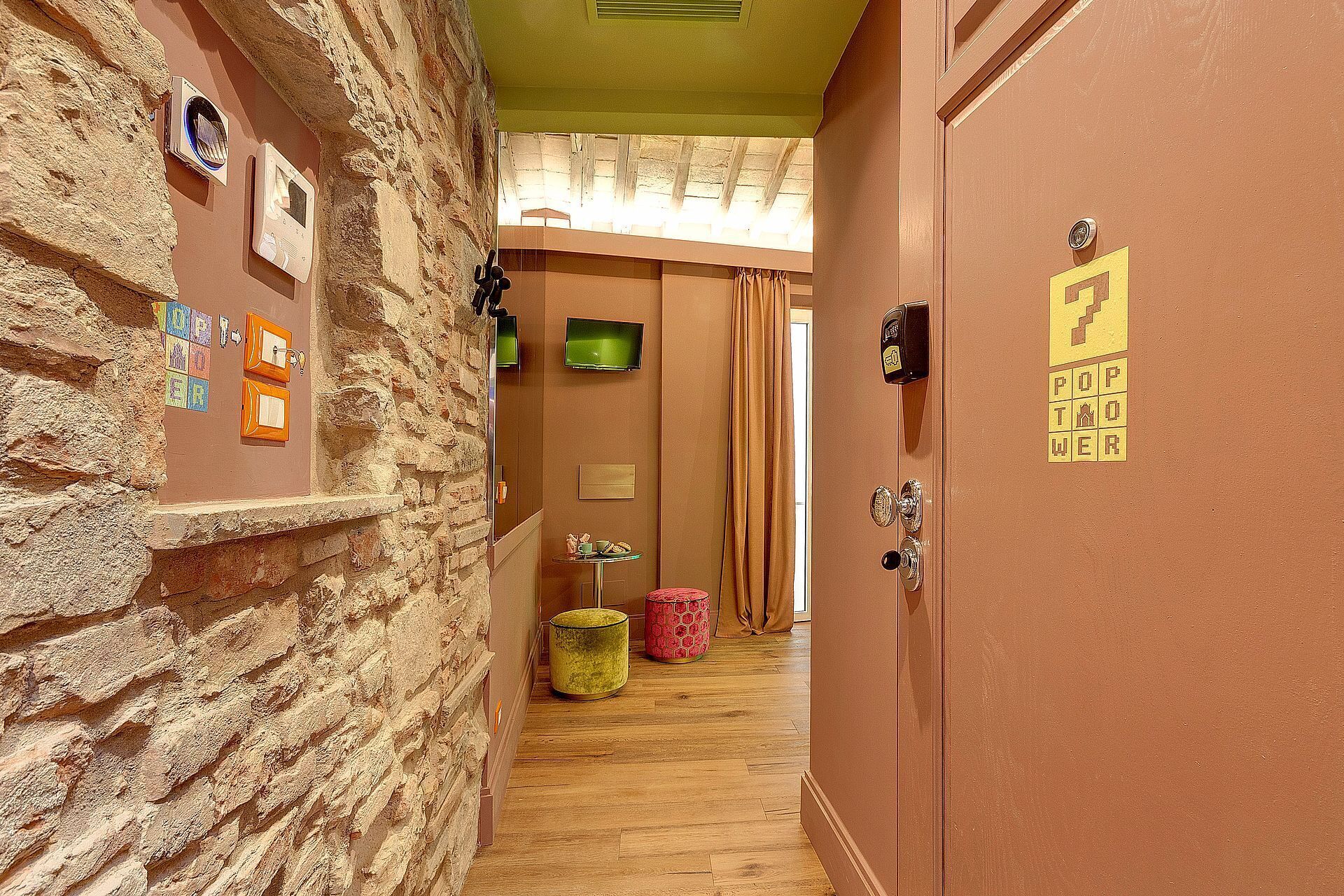 شقة إستديو كلاسيكية (Quarto piano) | ستائر تعتيم ومكواة/لوح كي وواي فاي مجانًا