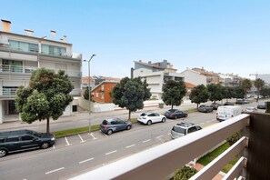 Property grounds - Apartment 'Barra Sol - Lighthouse On The Beach' with Shared Pool, Balcony and Wi-Fi (Praia da Barra)