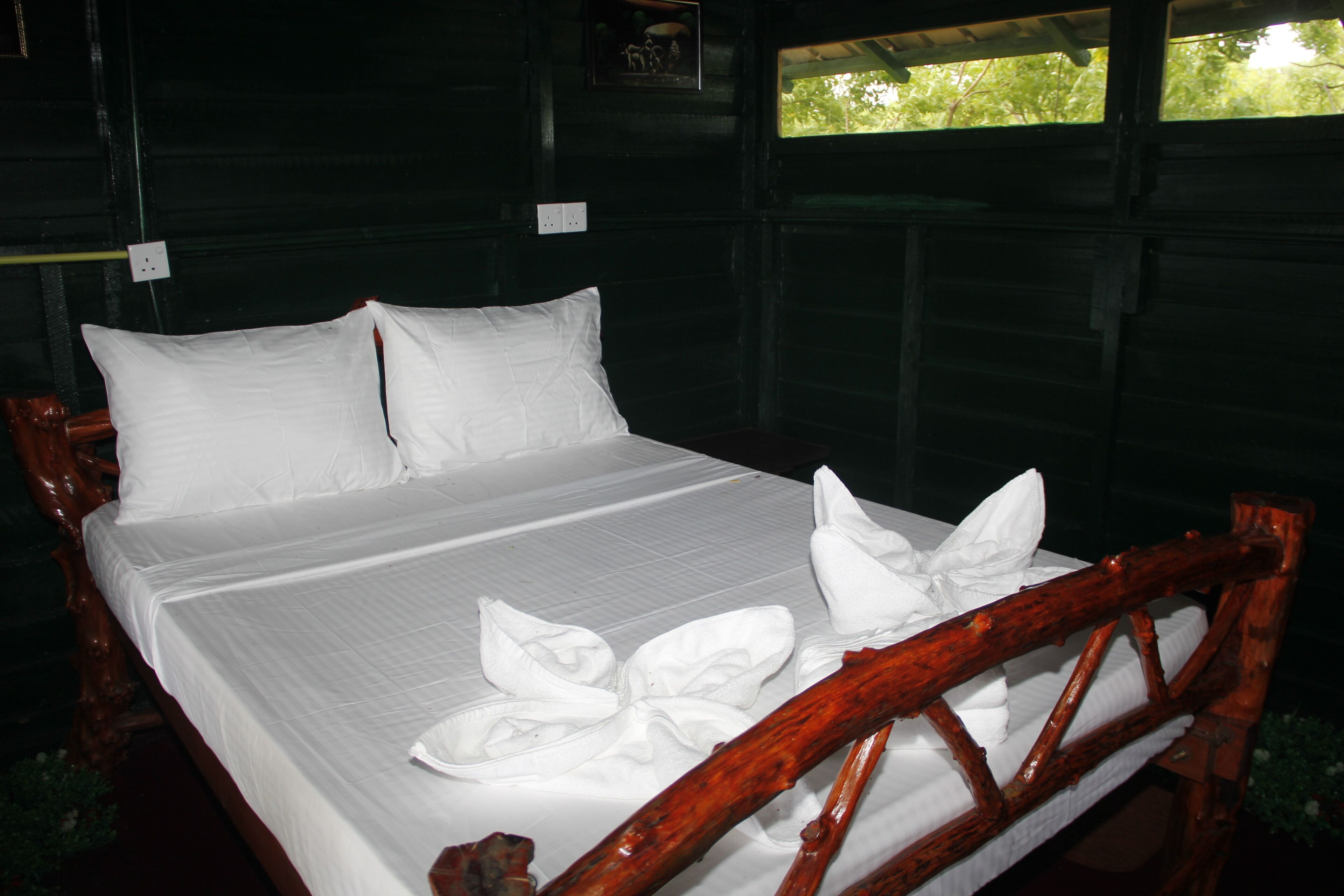 مكواة/لوح كي وواي فاي مجانًا