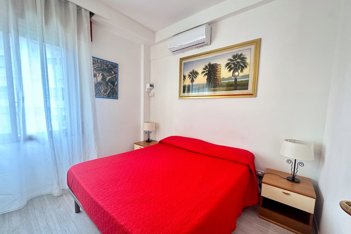 Dobbeltværelse - byudsigt | Premium-sengetøj, skrivebord, baby-/barnesenge (tillægsgebyr)