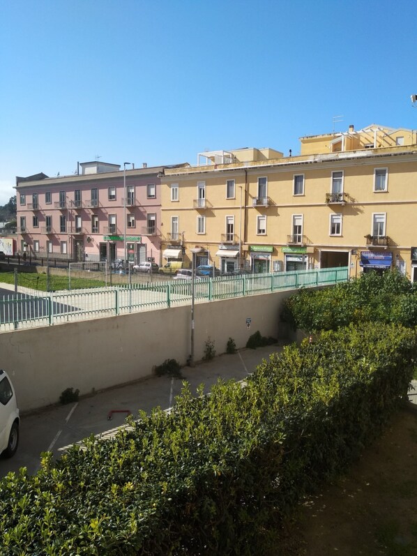 Self-parking (surcharge) 25 per stay