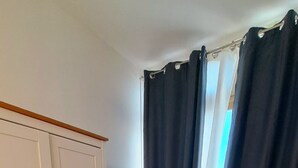 Deluxe Üç Kişilik Oda, Şehir Manzaralı