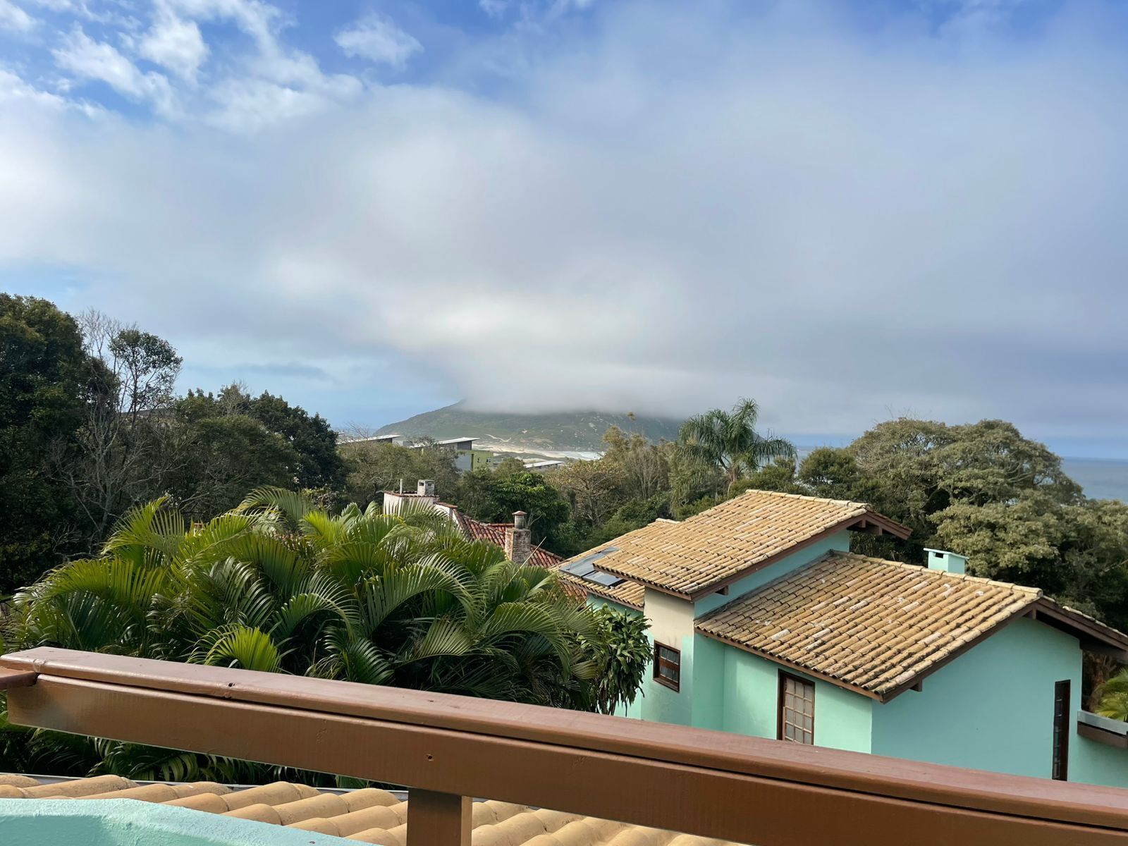 Free cots/infant beds, rollaway beds, free WiFi, bed sheets