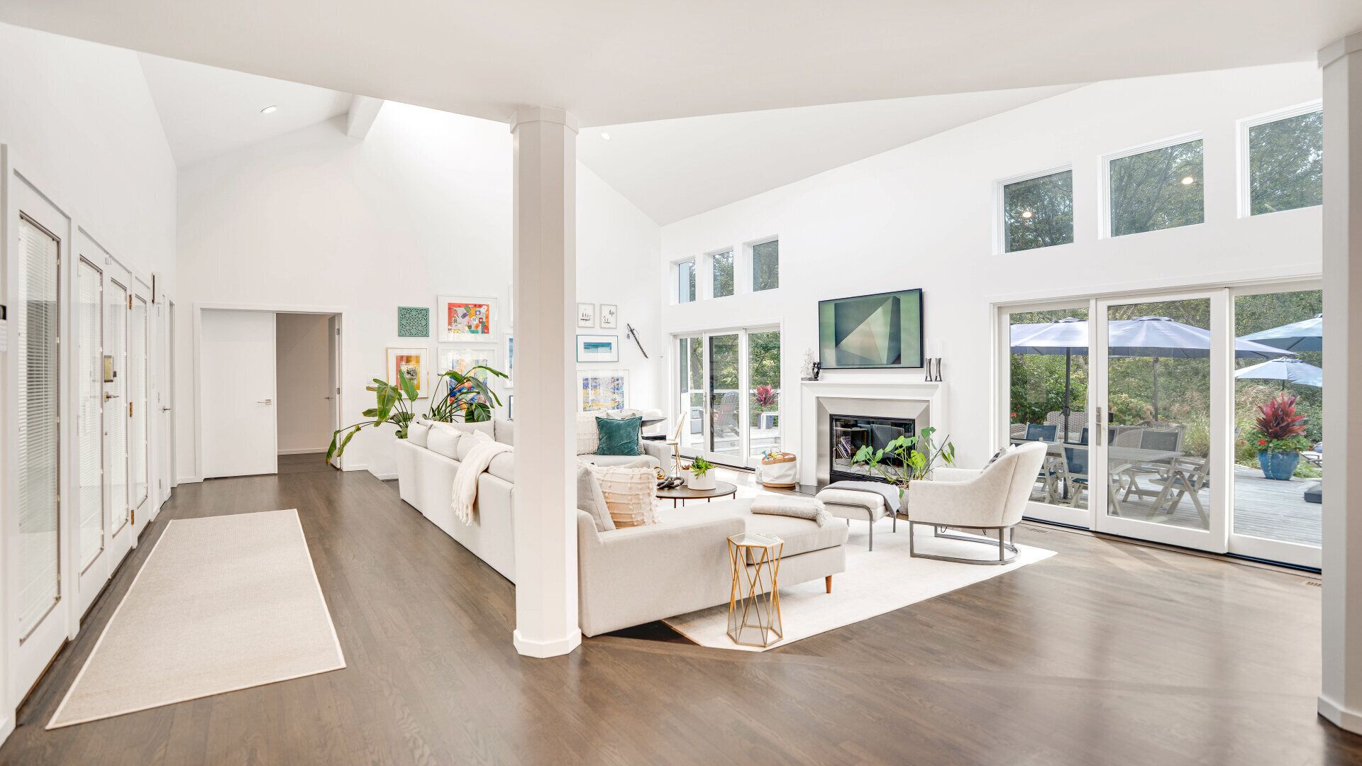 المنشأة من الداخل