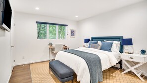 4 chambres, fer et planche à repasser, lit parapluie, accès Internet