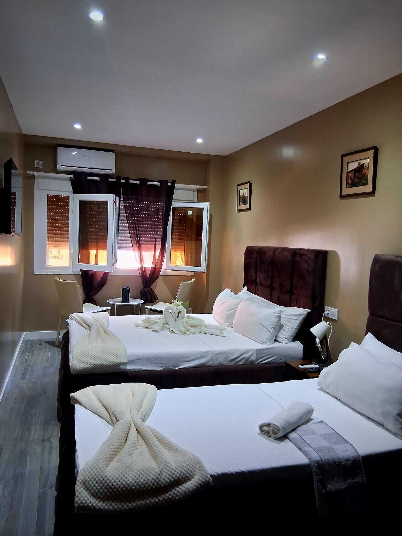 Chambre quadruple supérieure, vue sur la ville | Accès au Wi-Fi (inclus)