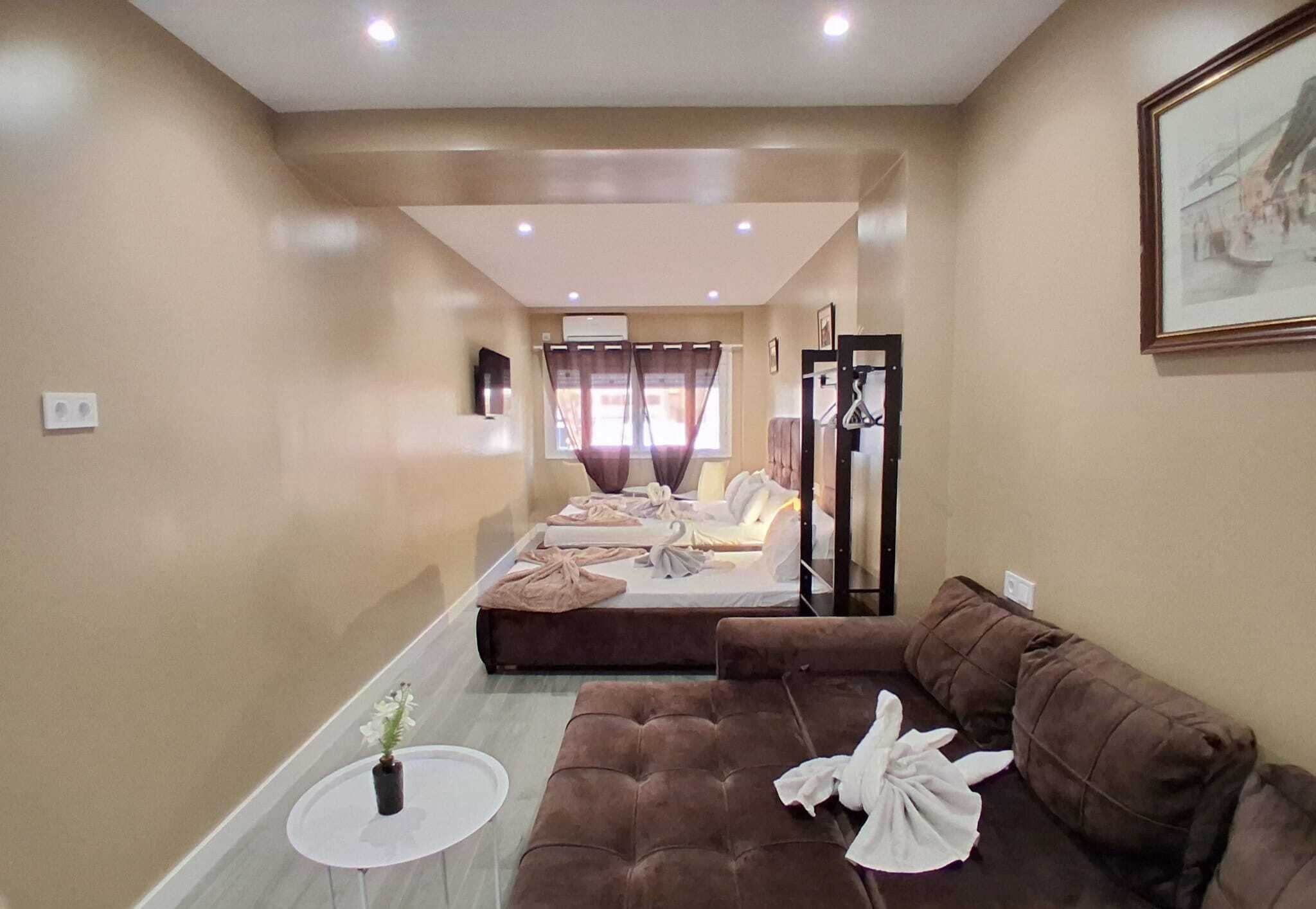 Habitación cuádruple superior, vistas a la ciudad | Wifi gratis