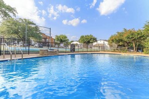 Pool - Landing | Modern 2BD, Tennis Court, Pool (DeSoto)