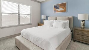1 habitación, escritorio, tabla de planchar con plancha y wifi 