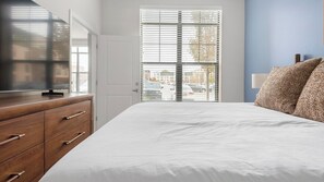 1 bedroom, desk, iron/ironing board, WiFi
