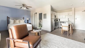 1 Schlafzimmer, Schreibtisch, Bügeleisen/Bügelbrett, WLAN