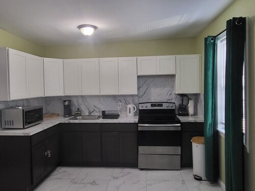 Delightful 3-bedroom apartment with AC/heat in Mount Vernon