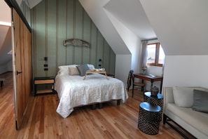 Apartment, Partial Sea View | Iron/ironing board, free WiFi