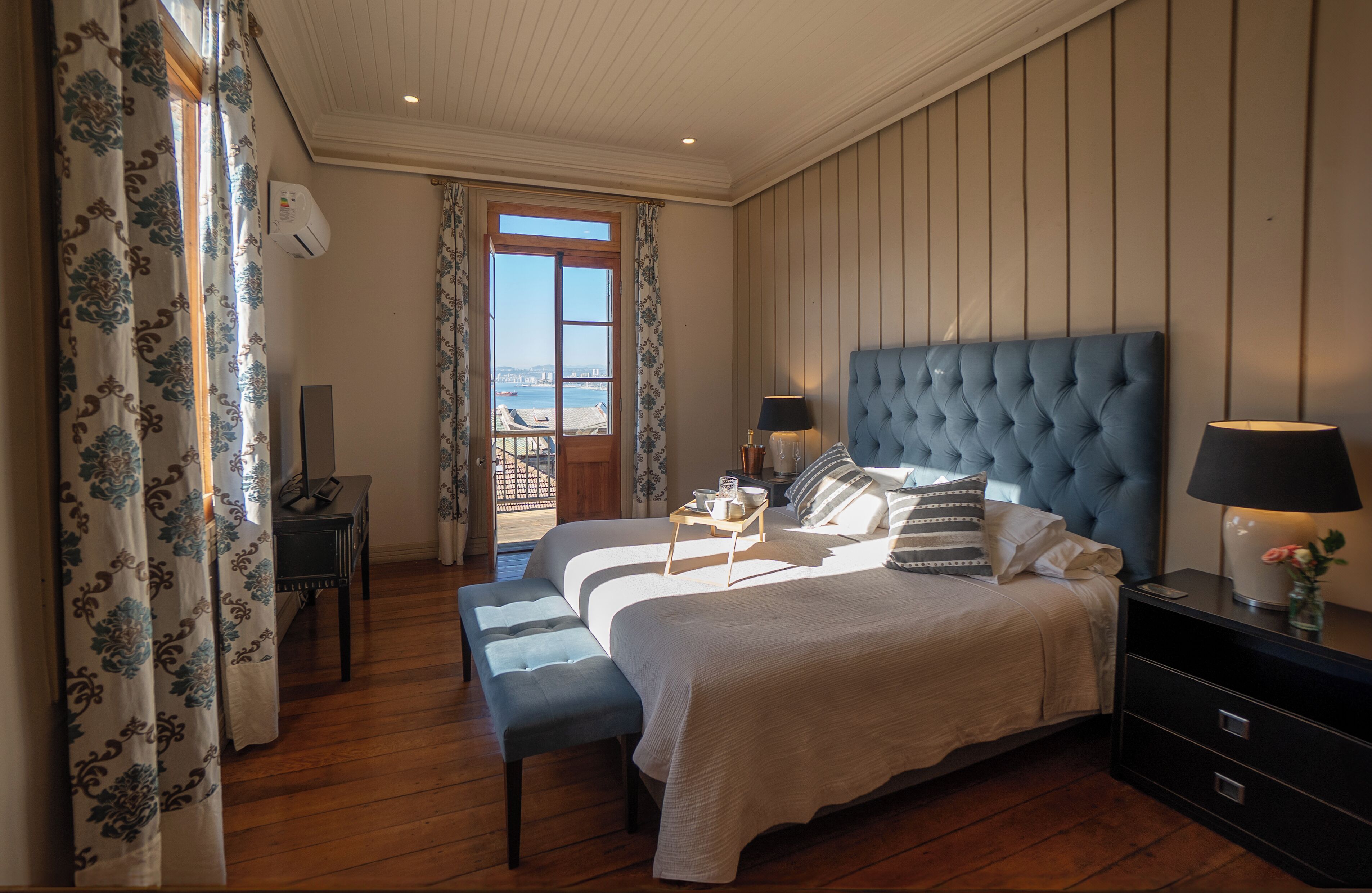 Tabla de planchar con plancha y wifi gratis 