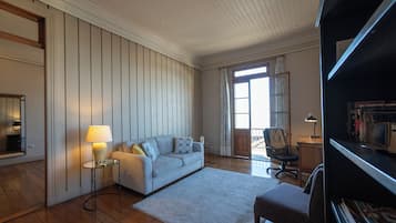 Apartment, Bay View | Living area