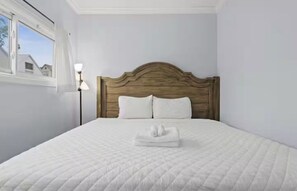 3 bedrooms, WiFi, bed sheets