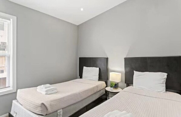 3 bedrooms, WiFi, bed sheets