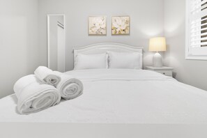 5 habitaciones, tabla de planchar con plancha y wifi gratis 