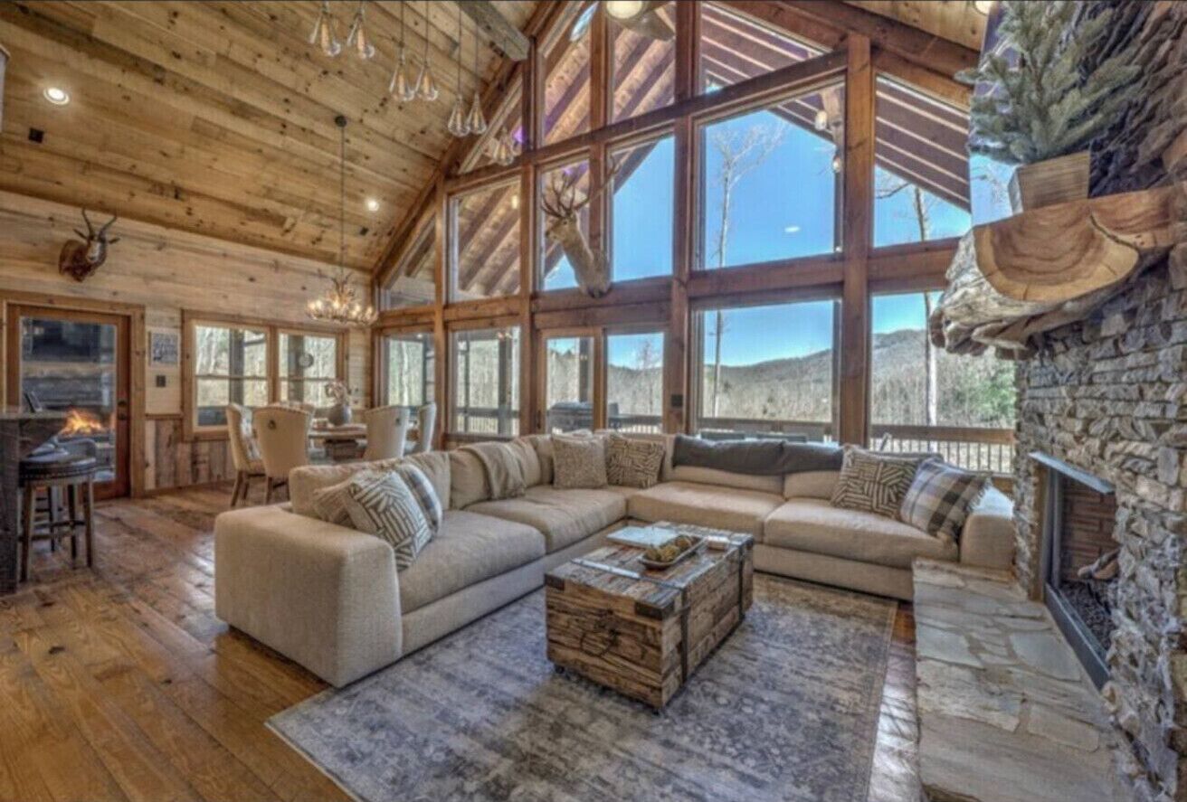 Smart TV, fireplace, video games