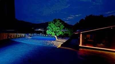 Refúgio n montanhas vista deslumbrante 