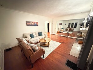 Smart TV, fireplace, books