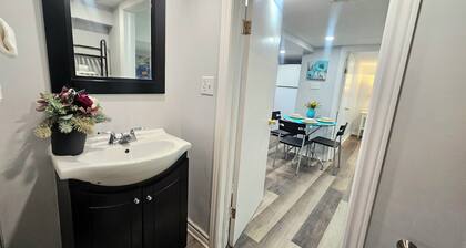 Private 1 BR ApartmentâąWalk to Subway & Walter Park