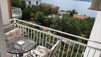 Apartment (Duga House Apartment A4) | Balcony