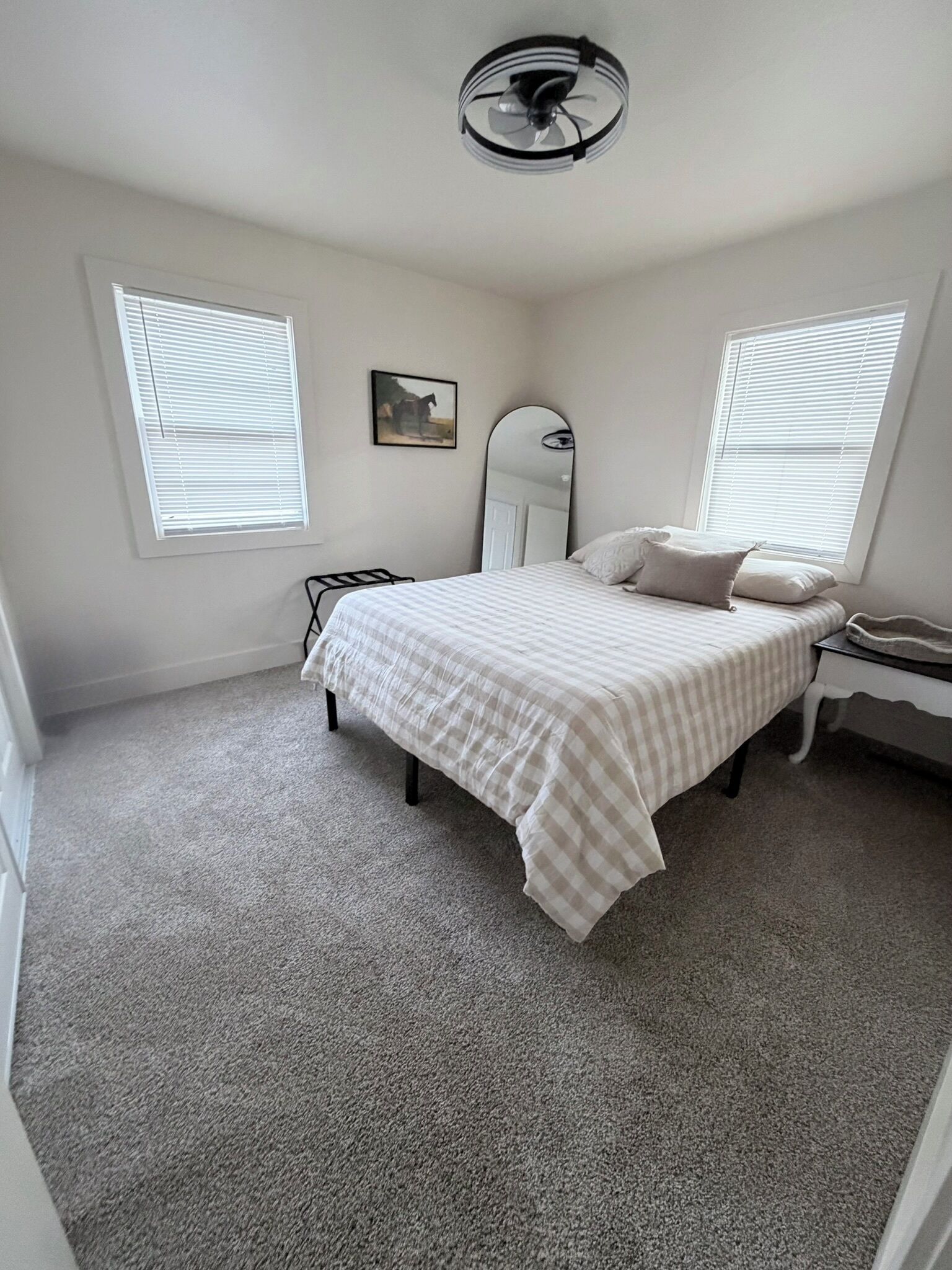 4 chambres, fer et planche à repasser, Wi-Fi gratuit