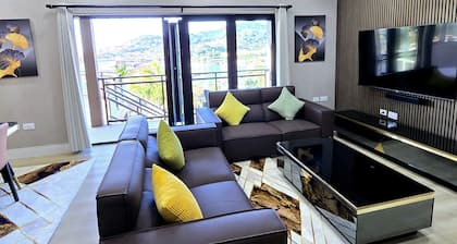 Golden Pear Villa-MSV Mammee Apple Suite- Spectacular panoramic views of Grenada