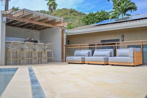 Outdoor dining - 3BR Mammee Apple Suite | Luxury Villa-MSV | Views & Chef's Kitchen (Saint George)