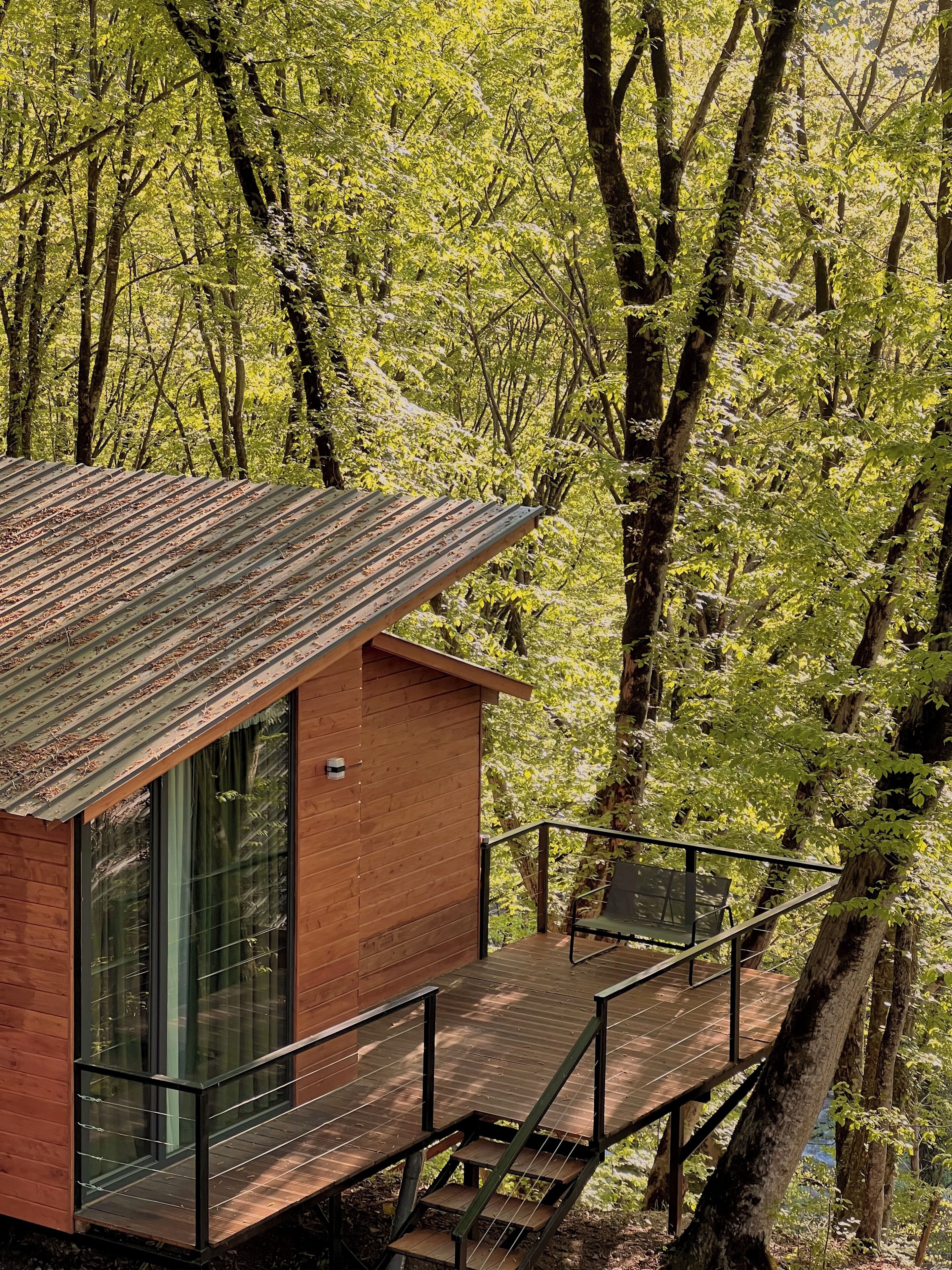 Eenpersoonskamer, balkon, uitzicht op rivier | Gratis wifi