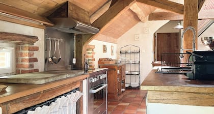 Maison piscine & tennis partagés