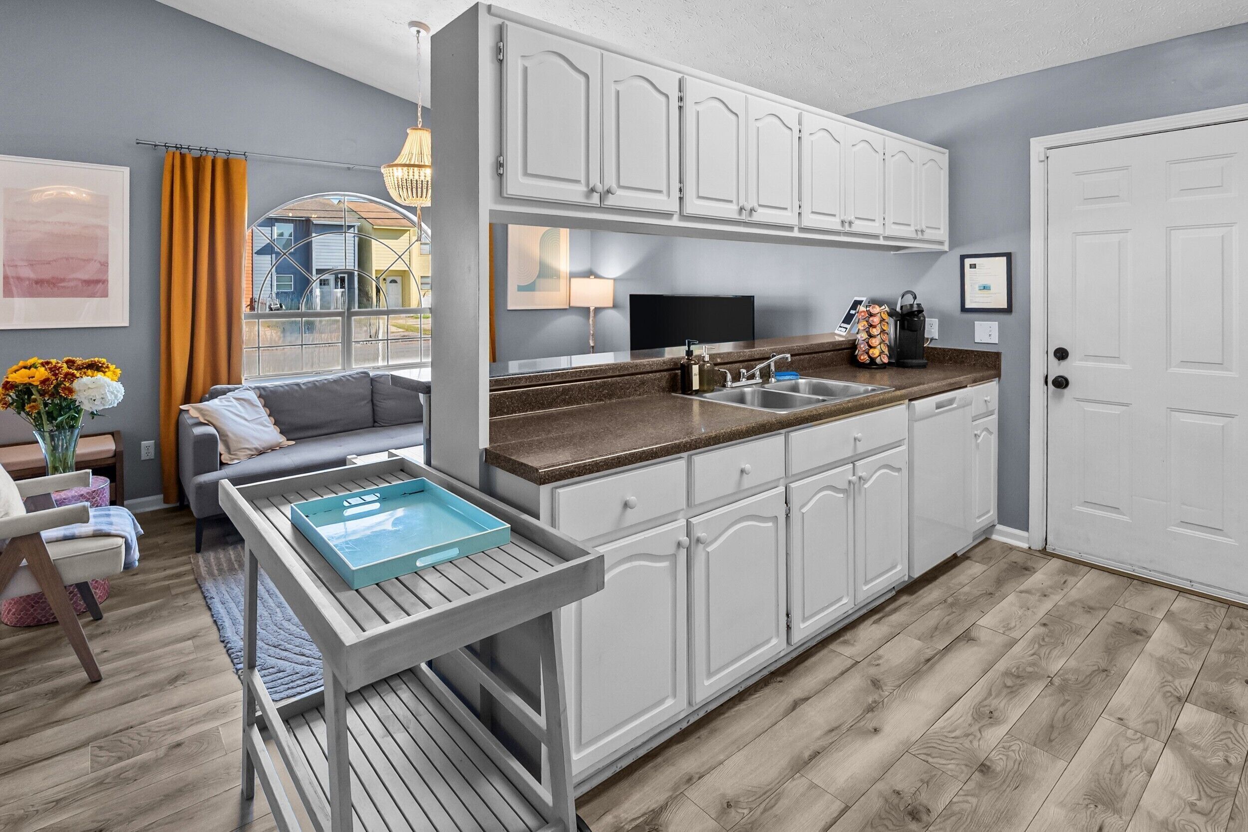 المنشأة من الداخل