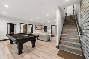 غرفة الألعاب