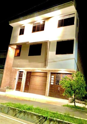 Depan hartanah